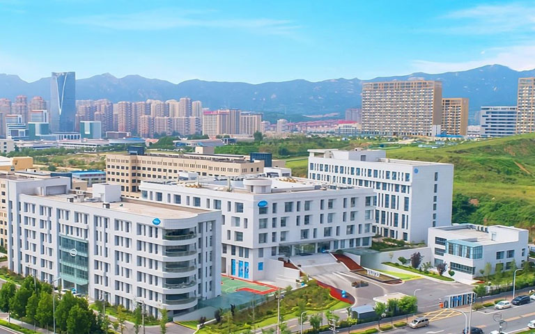 อาคารสำนักงานใหญ่ของโรงงานจีน Vland Biotech ในเมืองอู่ซี ศูนย์นวัตกรรมด้านเอนไซม์และไบโอเทค